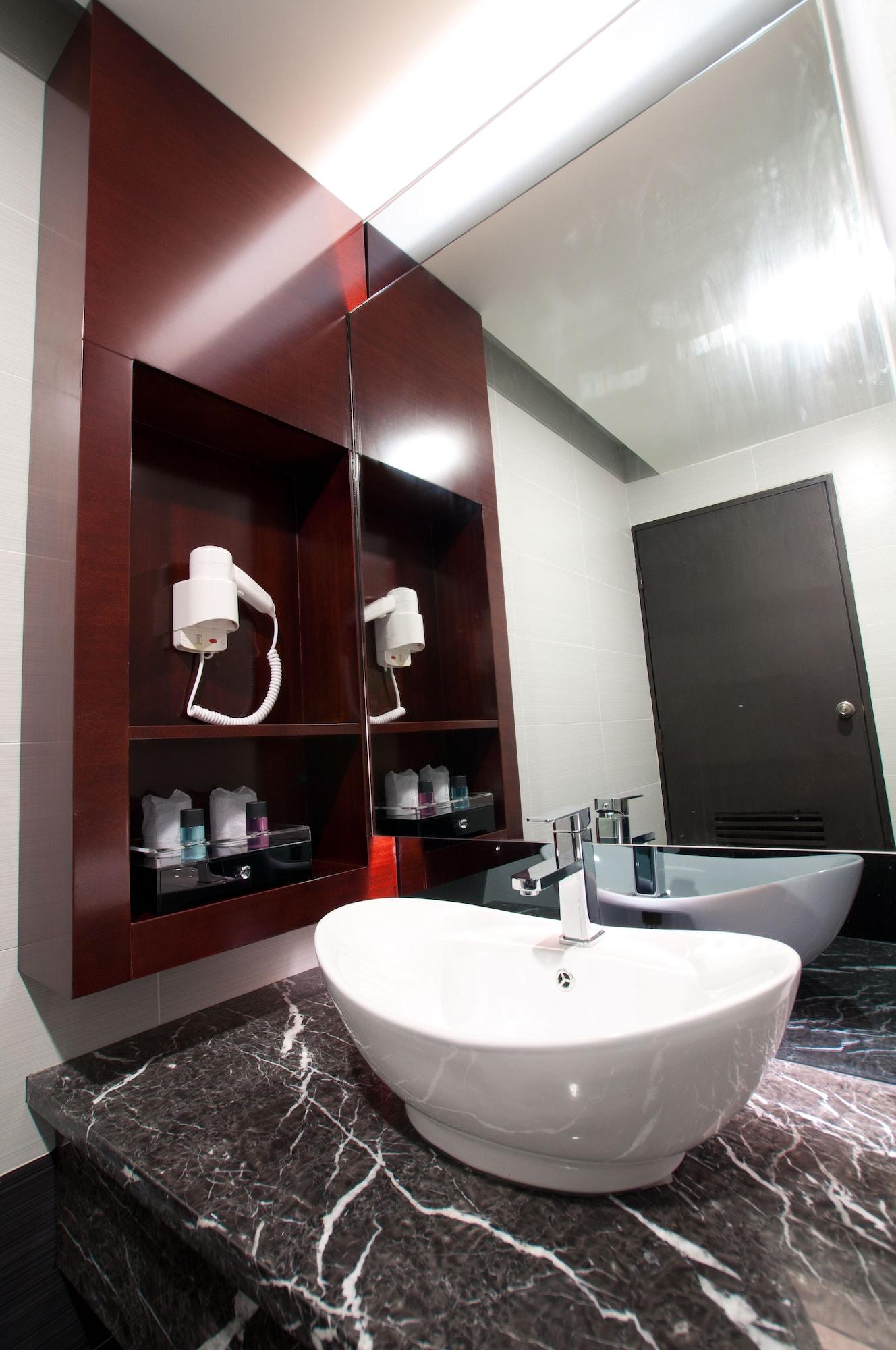 Pariss Hotel Johor Bahru Kültér fotó