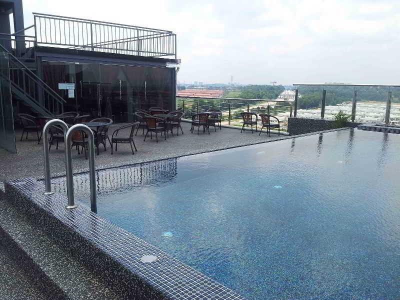 Pariss Hotel Johor Bahru Kültér fotó