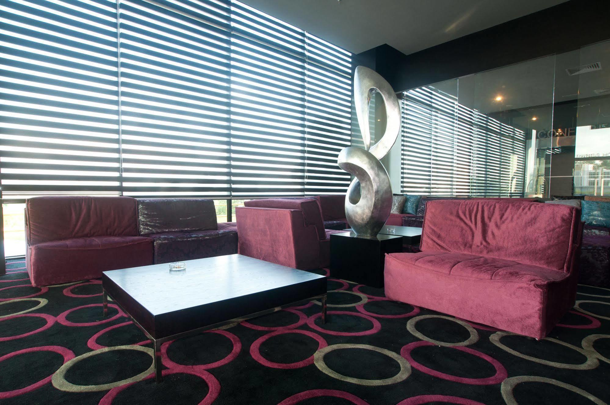 Pariss Hotel Johor Bahru Kültér fotó